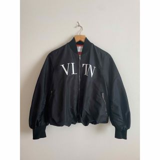 ヴァレンティノ(VALENTINO)のVLTN ジャケット(ブルゾン)