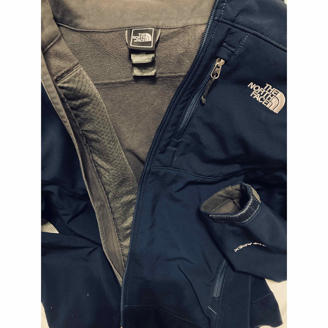 THE NORTH FACE(ザノースフェイス)のノースフェイス　TNF APEX  ブルー　Lサイズ メンズのジャケット/アウター(ノーカラージャケット)の商品写真