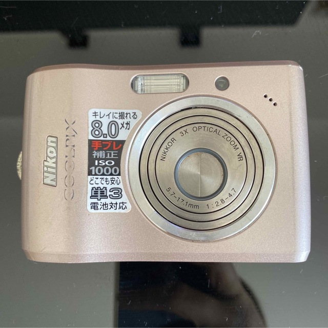 Nikon(ニコン)のNikonカメラCOOLPIX スマホ/家電/カメラのカメラ(コンパクトデジタルカメラ)の商品写真