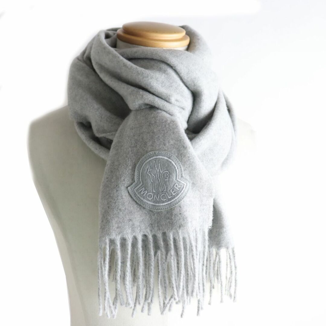 美品☆2019年製 MONCLER モンクレール SCIARPA デカロゴワッペン