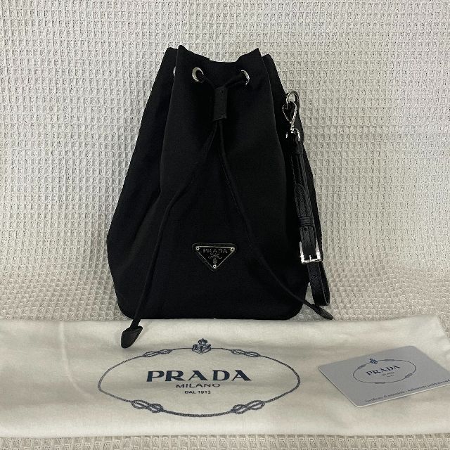 極美品】 プラダ PRADA Re-Nylon ポーチ 巾着 バッグ | www.jarussi.com.br