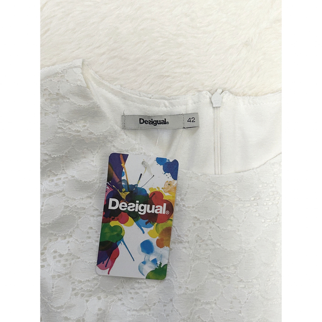 DESIGUAL(デシグアル)の【新品】デシグアル Desigual ノースリーブワンピース　ホワイト42 XL レディースのワンピース(ひざ丈ワンピース)の商品写真