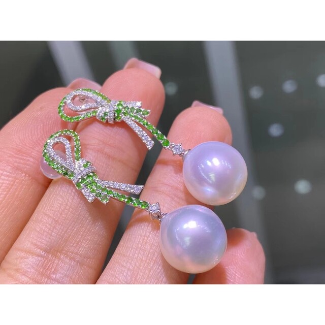 高級】南洋白蝶真珠 リボンモチーフピアスk18 セール安い アクセサリー