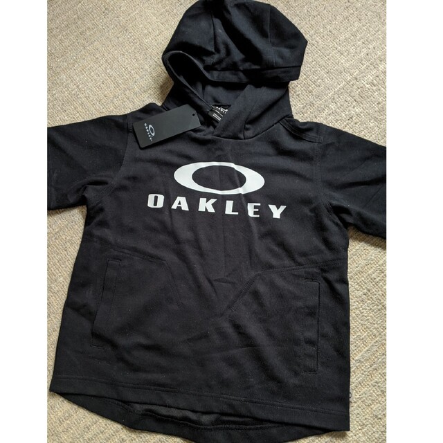 Oakley(オークリー)のOAKLEY★フードセット半袖 キッズ/ベビー/マタニティのキッズ服男の子用(90cm~)(Tシャツ/カットソー)の商品写真