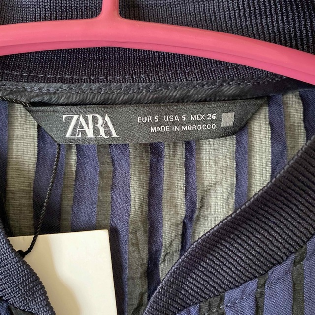 ZARA(ザラ)のアウター レディースのジャケット/アウター(ブルゾン)の商品写真