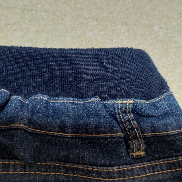 AEON(イオン)のストレッチジーンズ120　　リボン　ズボン　デニム　パンツ キッズ/ベビー/マタニティのキッズ服女の子用(90cm~)(パンツ/スパッツ)の商品写真