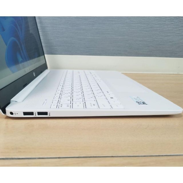 新品⭐HPノートパソコン Win11 オフィス入り 白 webカメラ マウス付