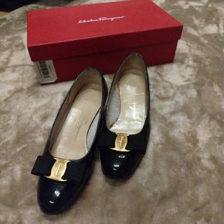 サルヴァトーレフェラガモ(Salvatore Ferragamo)のサルバトーレフェラガモヴァラパンプス21㎝(ハイヒール/パンプス)