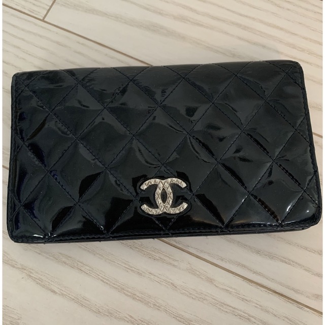 アニメショート シャネル CHANEL 財布 マトラッセ エナメル 2つ折 長