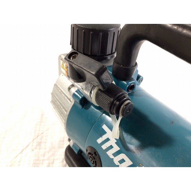 ☆中古品☆makita マキタ 18V 充電式真空ポンプ VP180D 本体のみ エアコン取り付け工事 バキュームポンプ 68488