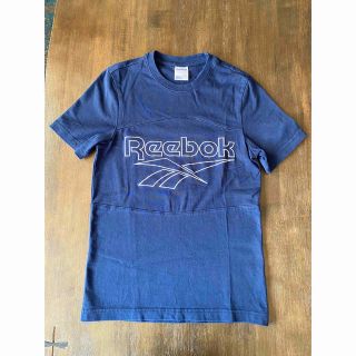 リーボッククラシック(Reebok CLASSIC)のリーボッククラッシックのロゴ入りＴシャツです。(Tシャツ(半袖/袖なし))