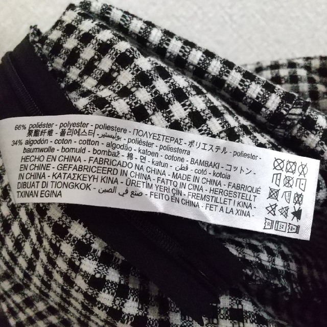 ZARA(ザラ)のZARA ミニスカート スカート ボトムス チェック 黒 レディース Sサイズ レディースのスカート(ミニスカート)の商品写真