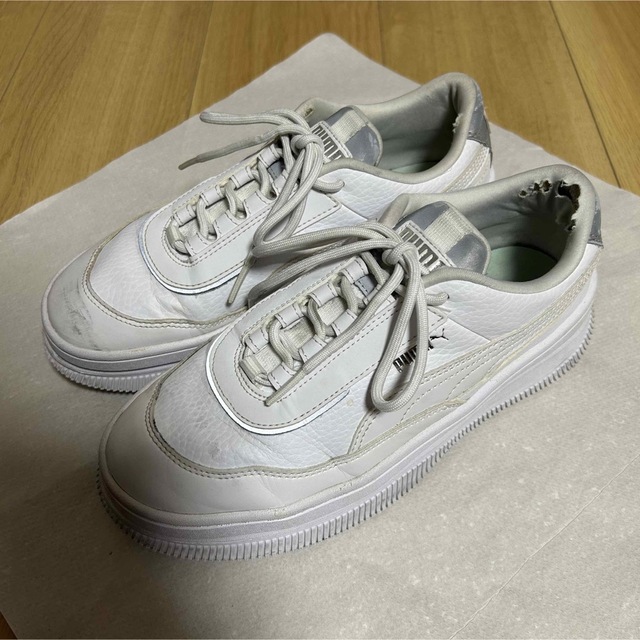 PUMA × SLY DEVA WNS 厚底スニーカー 24㎝ ホワイト 白