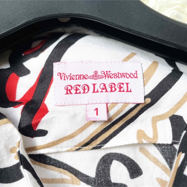 Vivienne Westwood(ヴィヴィアンウエストウッド)のゆかのん様専用出品ヴィヴィアン ワンピース 変形 アシンメトリー ノースリーブ  レディースのワンピース(ひざ丈ワンピース)の商品写真