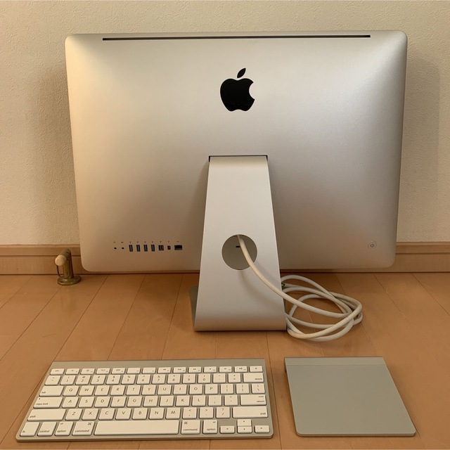 Mac (Apple)(マック)のApple iMac2011  Core i5 メモリ8GB DVDドライブ。 スマホ/家電/カメラのPC/タブレット(デスクトップ型PC)の商品写真