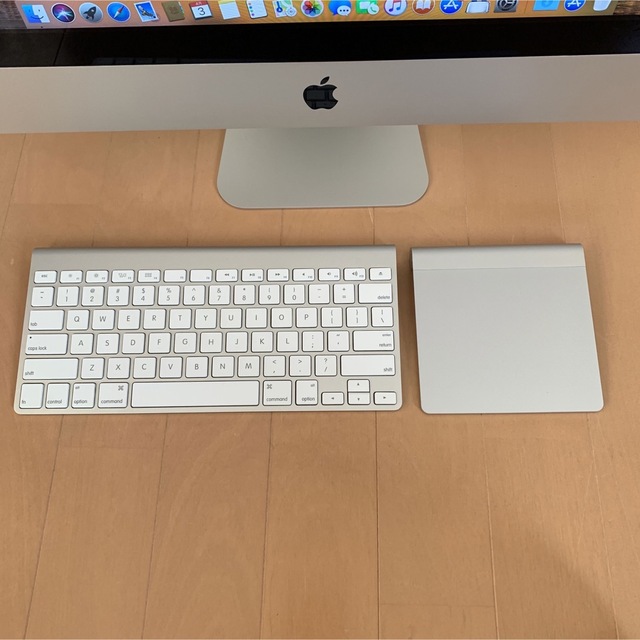 Mac (Apple)(マック)のApple iMac2011  Core i5 メモリ8GB DVDドライブ。 スマホ/家電/カメラのPC/タブレット(デスクトップ型PC)の商品写真