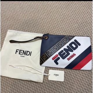 フェンディ(FENDI)のFENDI クラッチバッグ(セカンドバッグ/クラッチバッグ)