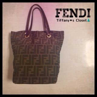 フェンディ ミニトートバッグの通販 29点 | FENDIを買うならラクマ