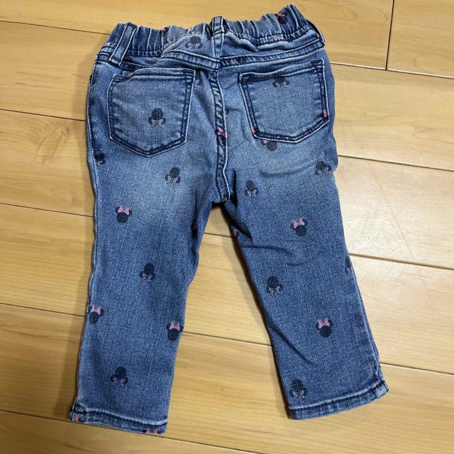 babyGAP(ベビーギャップ)のGAP  デニム　Disney  18-24month  ミニー キッズ/ベビー/マタニティのベビー服(~85cm)(パンツ)の商品写真