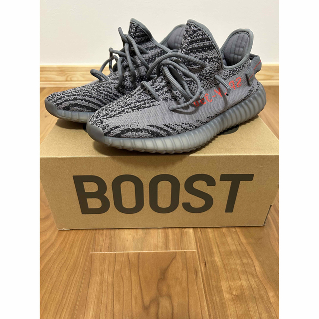 adidas Yeezy Boost 350 V2 Beluga 2.0スニーカー