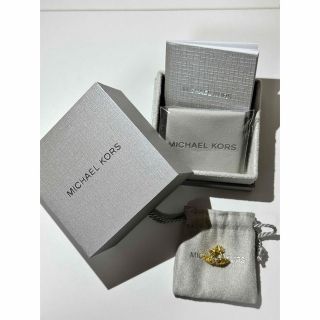 マイケルコース(Michael Kors)のマイケルコース　ゴールド　ピアス(ピアス)