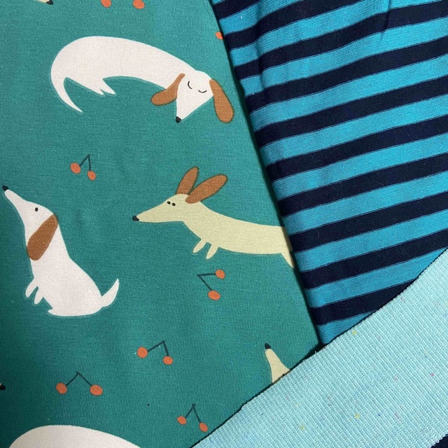 『ダックス柄タンクトップ』メルロコ　ダックス　犬服 ハンドメイドのペット(ペット服/アクセサリー)の商品写真