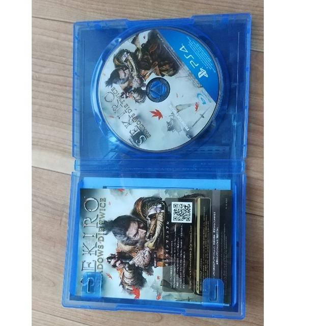 PlayStation4(プレイステーション4)の中古 SEKIRO： SHADOWS DIE TWICE PS4 エンタメ/ホビーのゲームソフト/ゲーム機本体(家庭用ゲームソフト)の商品写真