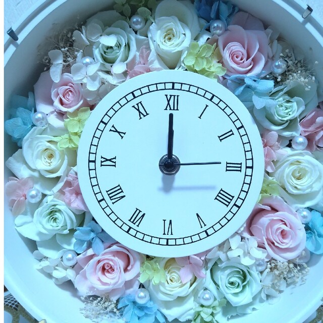 ❤プレゼントで人気の素敵な花時計(優しい色合い) 一点物　置時計　掛時計