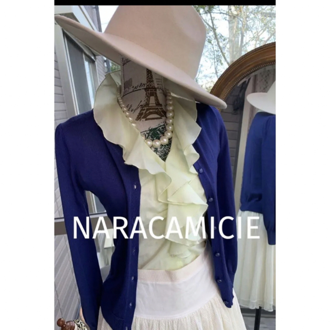 NARACAMICIE(ナラカミーチェ)の綺麗なお姉さんのナラカミーチェ鮮やかフリルブラウス レディースのトップス(シャツ/ブラウス(半袖/袖なし))の商品写真