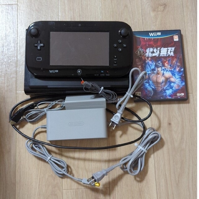 Wii U(ウィーユー)のWii U  本体 ゲームパッド 32GB ブラック　ジャンク品 エンタメ/ホビーのゲームソフト/ゲーム機本体(家庭用ゲーム機本体)の商品写真