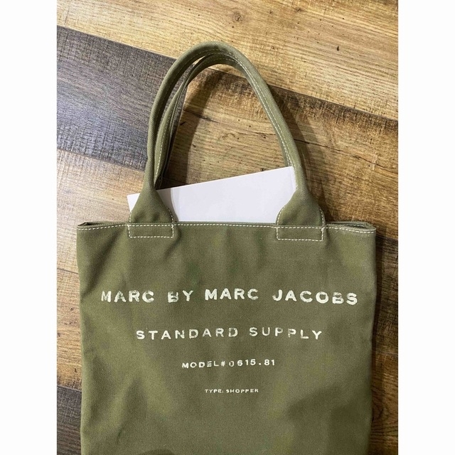 MARC BY MARC JACOBS(マークバイマークジェイコブス)のMARC BY MARC JACOBS キャンバストートバッグ レディースのバッグ(トートバッグ)の商品写真