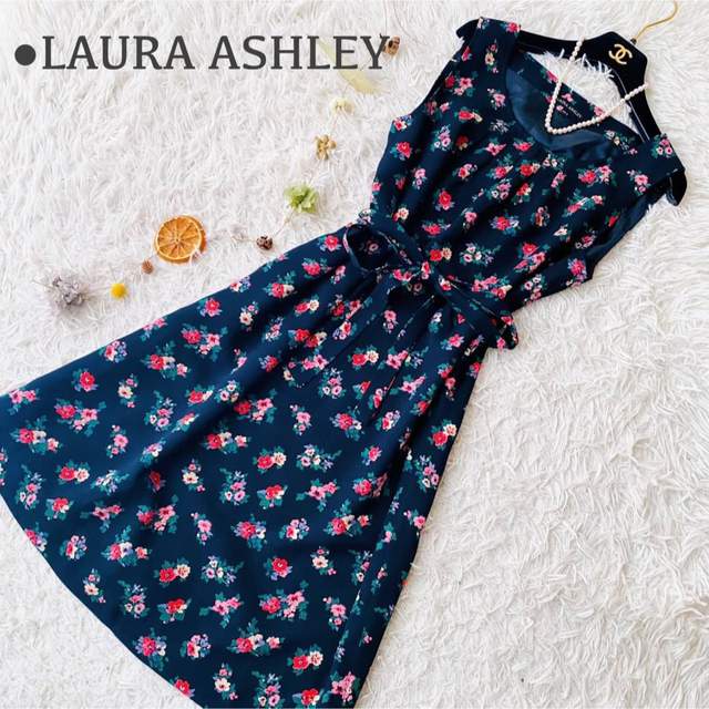 LAURA ASHLEY ローラアシュレイ　花柄ロングフレアワンピース　Aライン