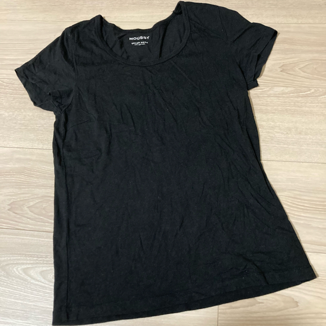 moussy(マウジー)のmoussy トップス(黒) レディースのトップス(Tシャツ(半袖/袖なし))の商品写真