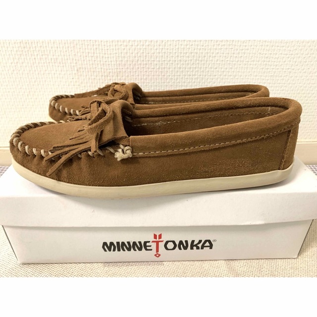 Minnetonka(ミネトンカ)の値下げ！【新品・未使用】ミネトンカ　モカシン　ニューポートマック　403L  レディースの靴/シューズ(スリッポン/モカシン)の商品写真