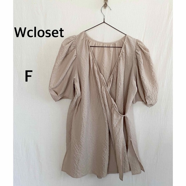 w closet(ダブルクローゼット)のWcloset ダブルクローゼット　トップス　フリーサイズ レディースのトップス(シャツ/ブラウス(半袖/袖なし))の商品写真