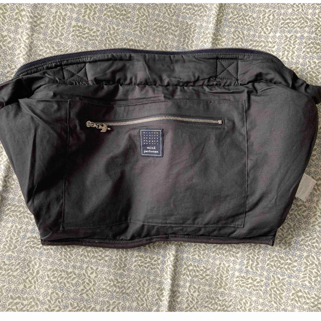 mina perhonen(ミナペルホネン)のsalo ボディバッグ　ショルダーバッグ　ミナペルホネン レディースのバッグ(ショルダーバッグ)の商品写真