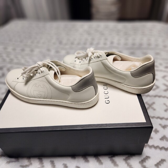 着用2回|GUCCI〔エース〕インターロッキングG 付き スニーカー 品質が