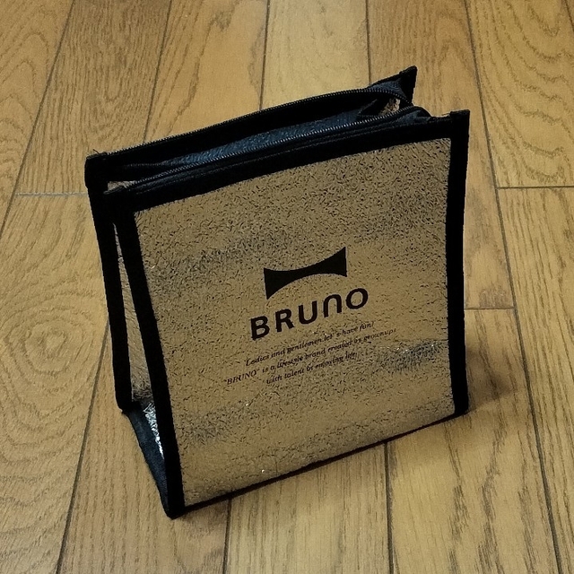 BRUNO(ブルーノ)の【新品・未使用】BRUNO保冷ポーチ付きミニトート インテリア/住まい/日用品の日用品/生活雑貨/旅行(日用品/生活雑貨)の商品写真