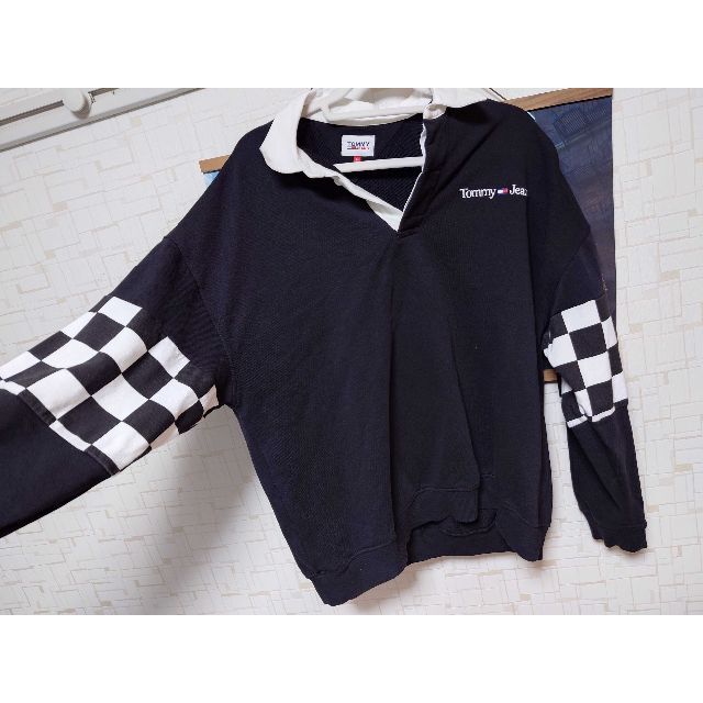 TOMMY JEANS(トミージーンズ)のTOMMY JEANS トミージーンズ メンズのトップス(スウェット)の商品写真