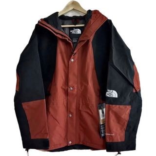 ザノースフェイス(THE NORTH FACE)のthenorthface ザノースフェイス　レトロ　マウンテンライトジャケット(マウンテンパーカー)