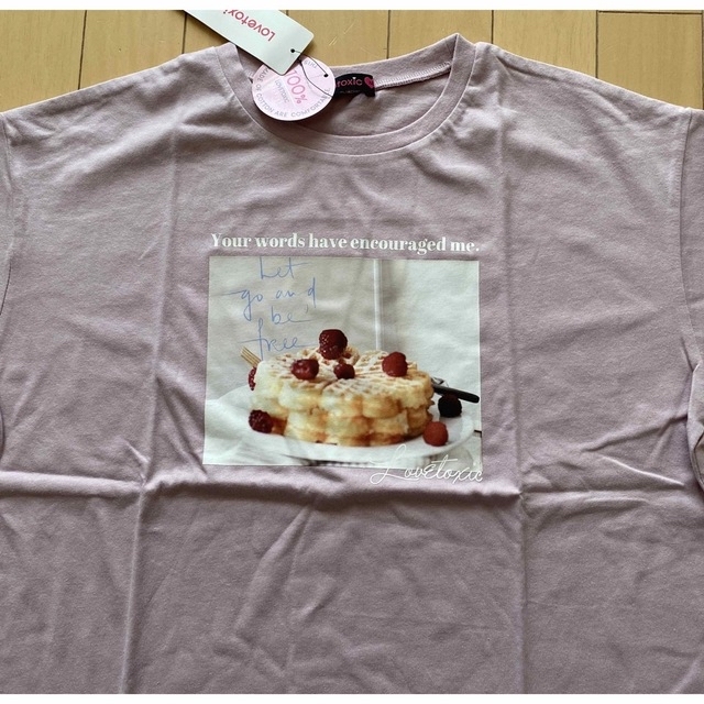 lovetoxic(ラブトキシック)のラブトキシック カフェフォトプリント半袖Tシャツ サイズM(150) キッズ/ベビー/マタニティのキッズ服女の子用(90cm~)(Tシャツ/カットソー)の商品写真