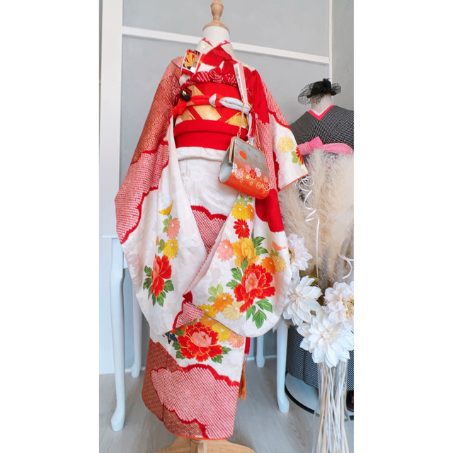 駒刺繍豪華7歳着物♡の通販 by 月輪〜購入前にコメント下さい〜|ラクマ