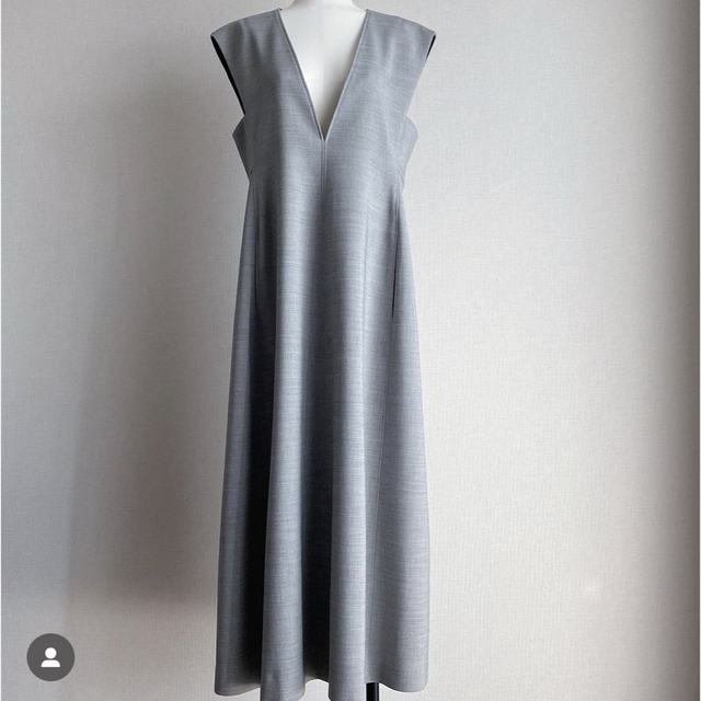 Jil Sander(ジルサンダー)の【Lohen】グレーワンピース レディースのワンピース(ロングワンピース/マキシワンピース)の商品写真