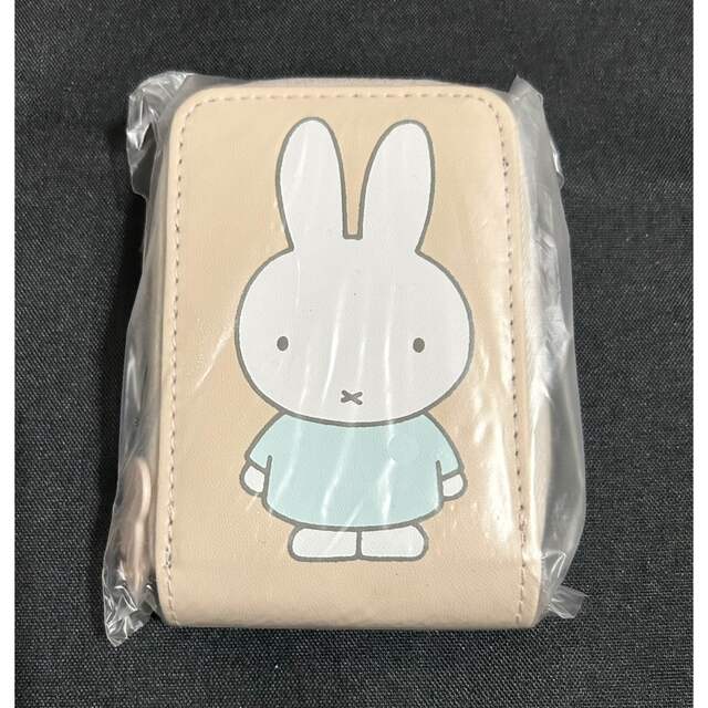 miffy(ミッフィー)のSweet 4月号付録 ミッフィー カードケース レディースのファッション小物(名刺入れ/定期入れ)の商品写真