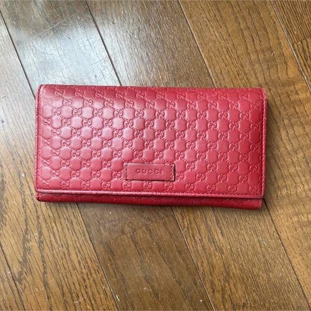 GUCCI 赤 長財布-