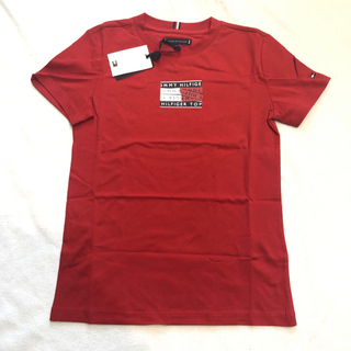 トミーヒルフィガー(TOMMY HILFIGER)の新品　トミーヒルフィガー  Tシャツ オーガニックコットン　140(Tシャツ/カットソー)