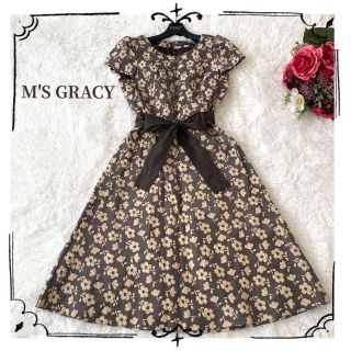 エムズグレイシー(M'S GRACY)の良品✨M'S GRACY ワンピース　膝丈　腰リボン　フラワー　お花　ラメ　40(ひざ丈ワンピース)