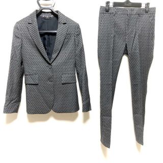 グッチ(Gucci)のグッチ レディースパンツスーツ レディース(スーツ)