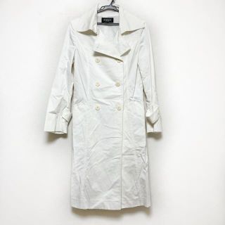 新作入荷限定SALE FOXEY - FOXEY 2019年モダントレンチコート40極美品