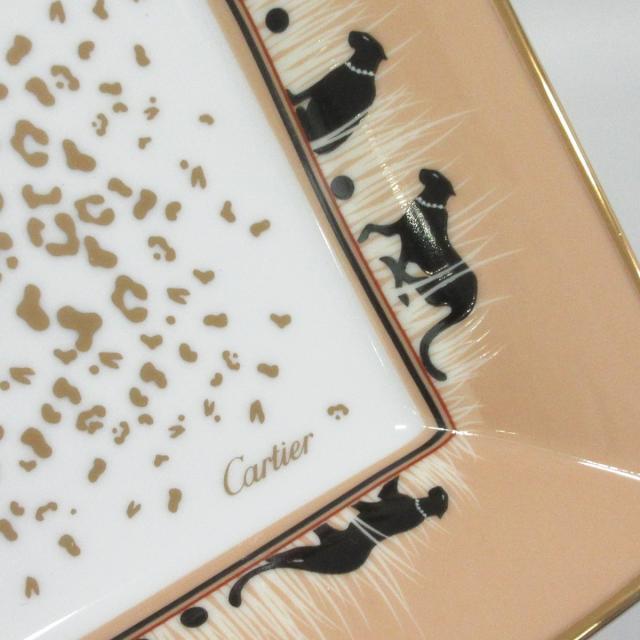 Cartier(カルティエ)のカルティエ プレート新品同様  - 豹柄 陶器 インテリア/住まい/日用品のキッチン/食器(食器)の商品写真